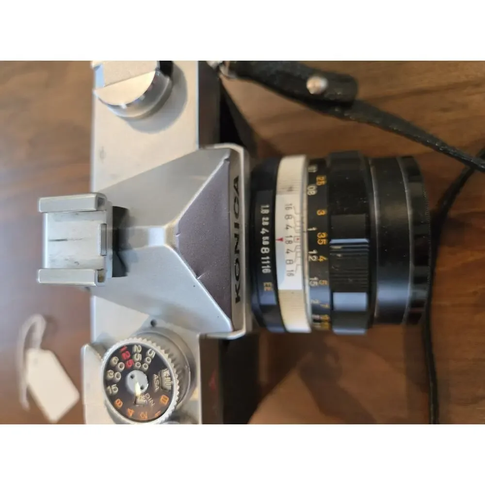Vtg KONICA Autoreflex A 35mm Camera F=52mm 1:18 Lens & Leather Case & UV Filter
